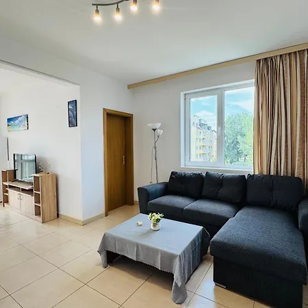 דירה Sunny House 201 One Bedroom *